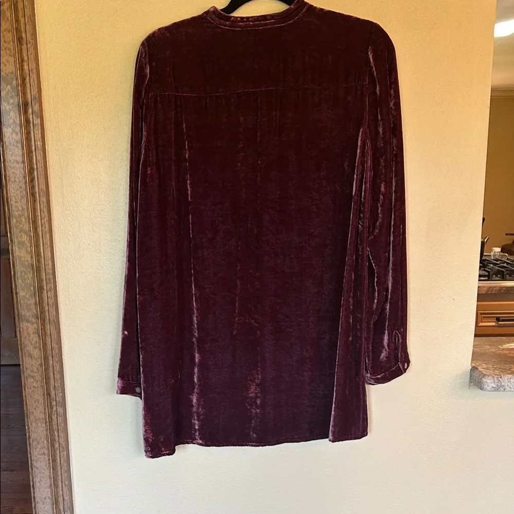 Velvet Button-Up tunic - Picture 3 of 6